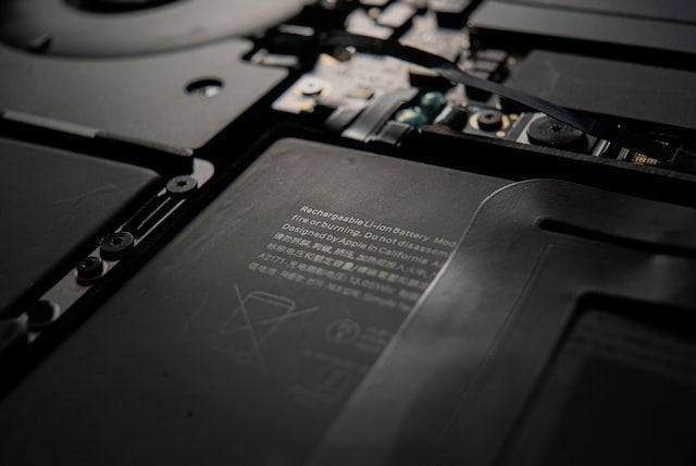 A MacBooks Lithium-Ion-Battery.