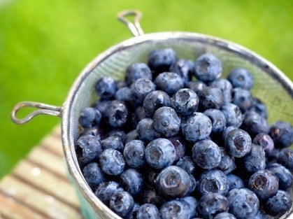 Berries may lower women’s heart attack risk