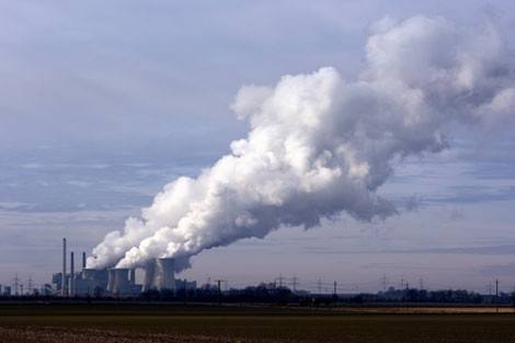 air pollution from a coal-fired power plant