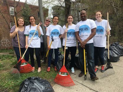 Harvard Chan community participates in Earth Day clean-up event