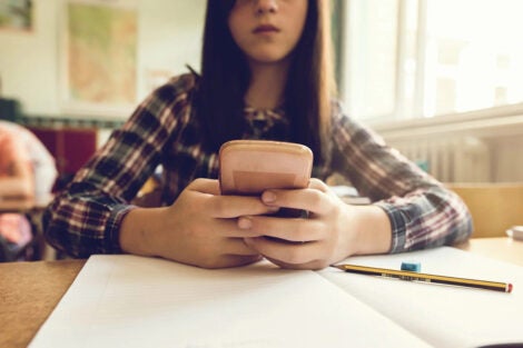 Exploring the effect of social media on teen girls’ mental health