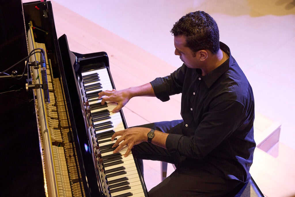 Sergio Nazaire performs piano pieces