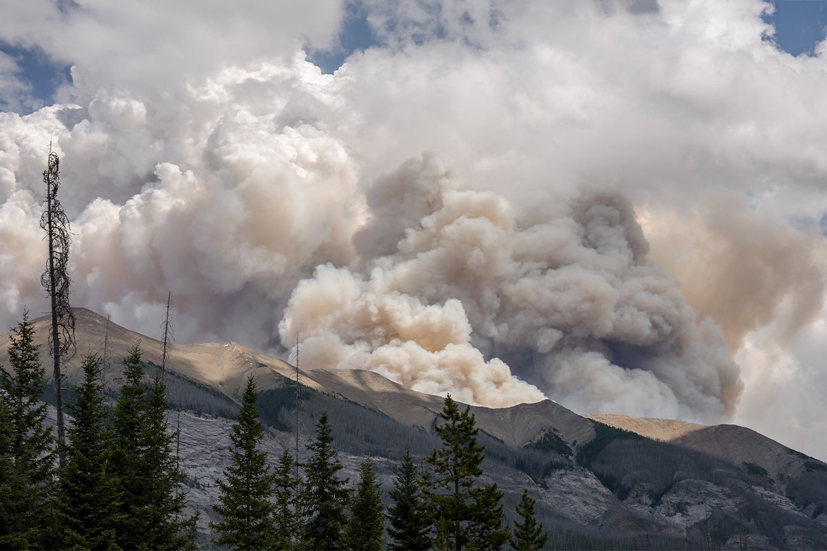Health Risks in U.S. from Canada Wildfire Smoke | News Update
