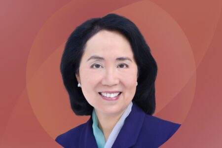 Headshot of Lilian Cheung, Director of Mindfulness Research and Practice in the Department of Nutrition, Harvard T.H. Chan School of Public Health