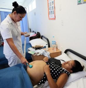 "Lila Downs and PAHO launch campaign to prevent postpartum hemorrhage deaths in the Americas" © 2015 Pan American Health Organization, used under a Creative Commons Attribution license